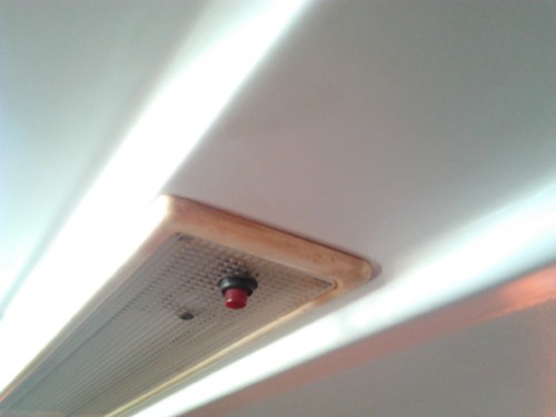[Immagine: 201272411274_luci 4.jpg]